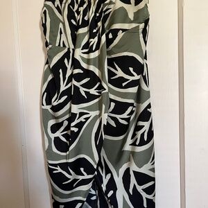 Nice leaves skirt
